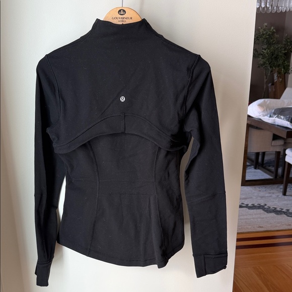 Lululemon jacket - Picture 5 of 5